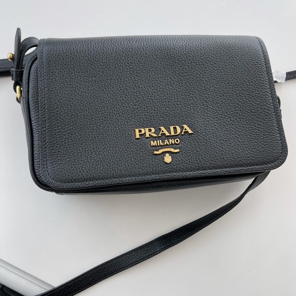 Prada bag - Picture 7 of 7